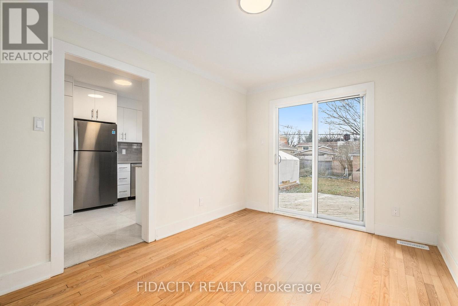 1030 Maitland Avenue, Ottawa, ON - Indoor