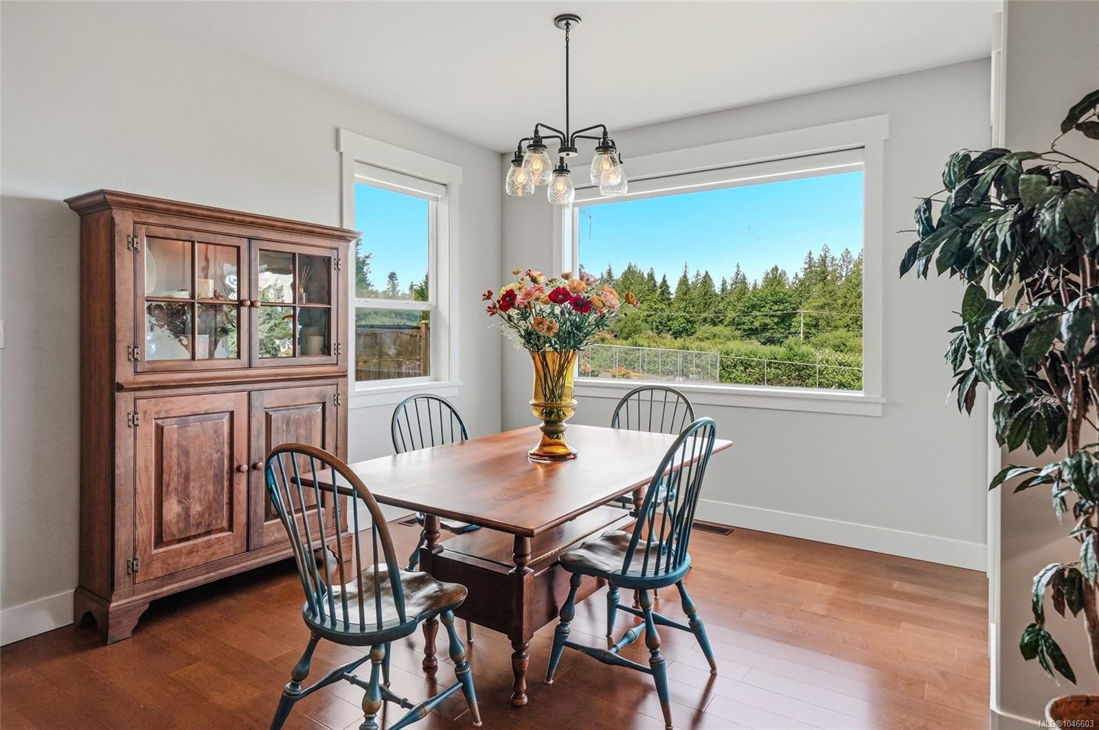 3861 Creekside Dr, Bowser, BC