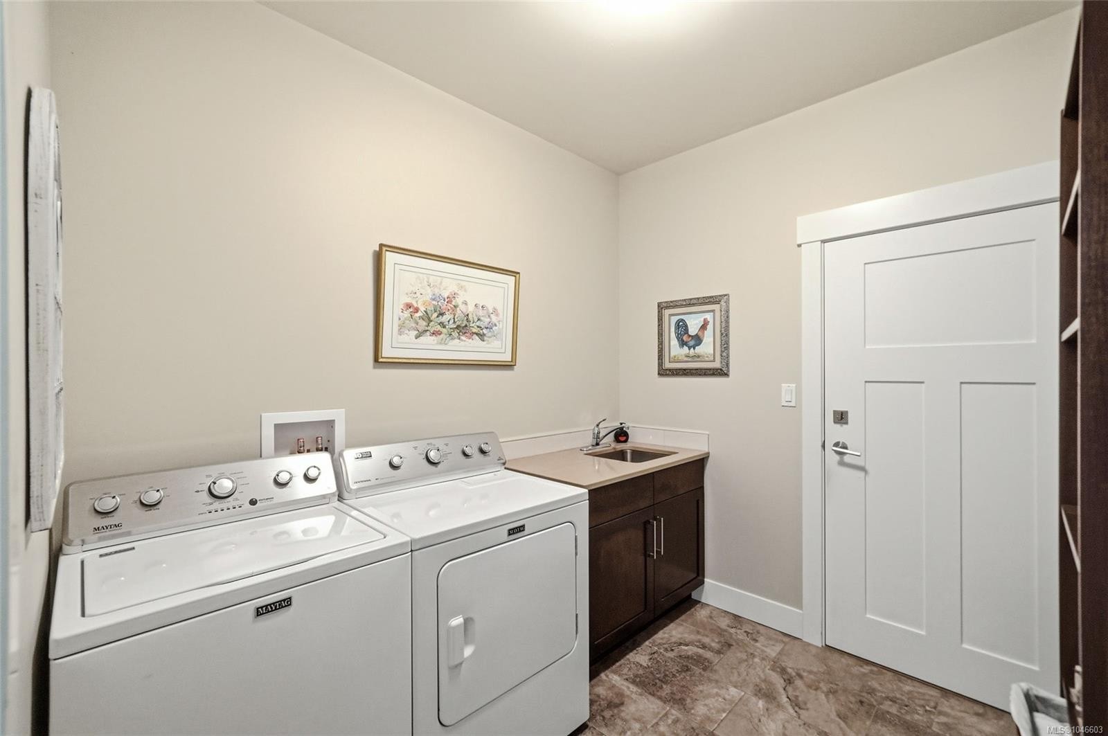 3861 Creekside Dr, Bowser, BC