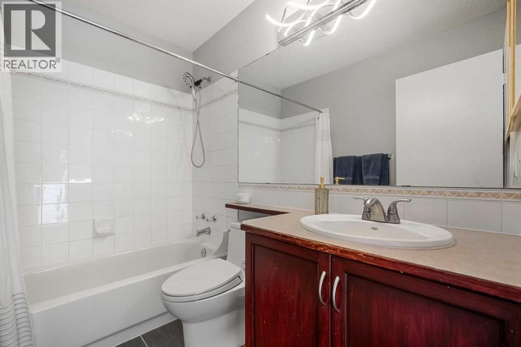 91 Hidden Crescent Nw, Calgary, AB
