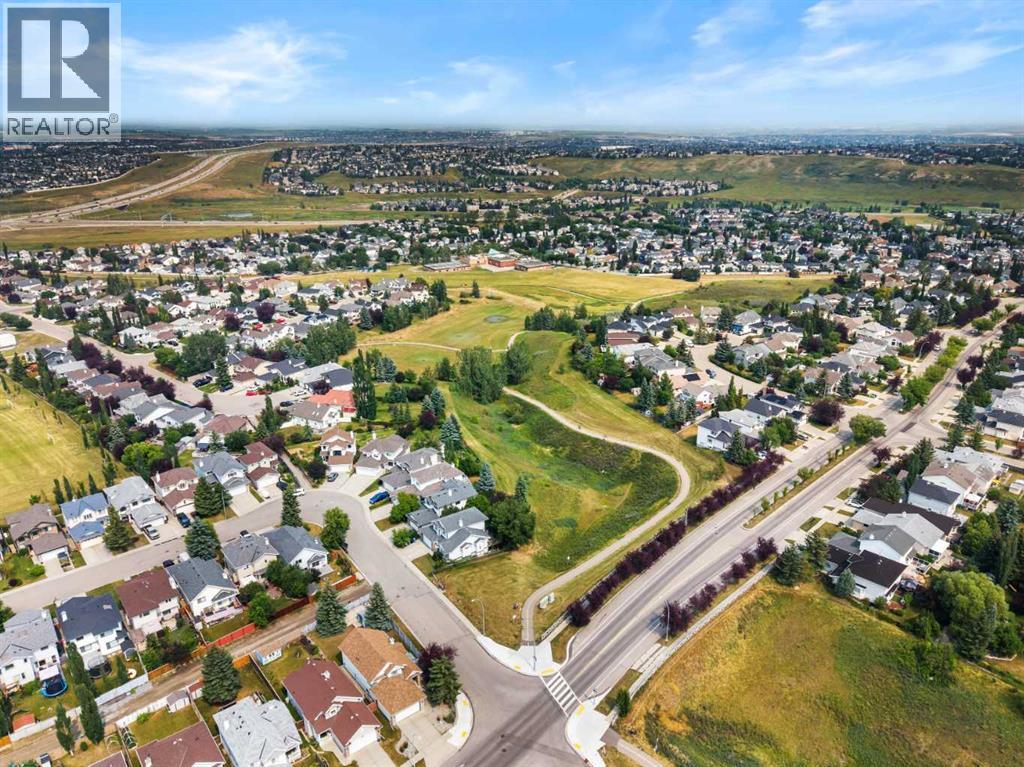 91 Hidden Crescent Nw, Calgary, AB
