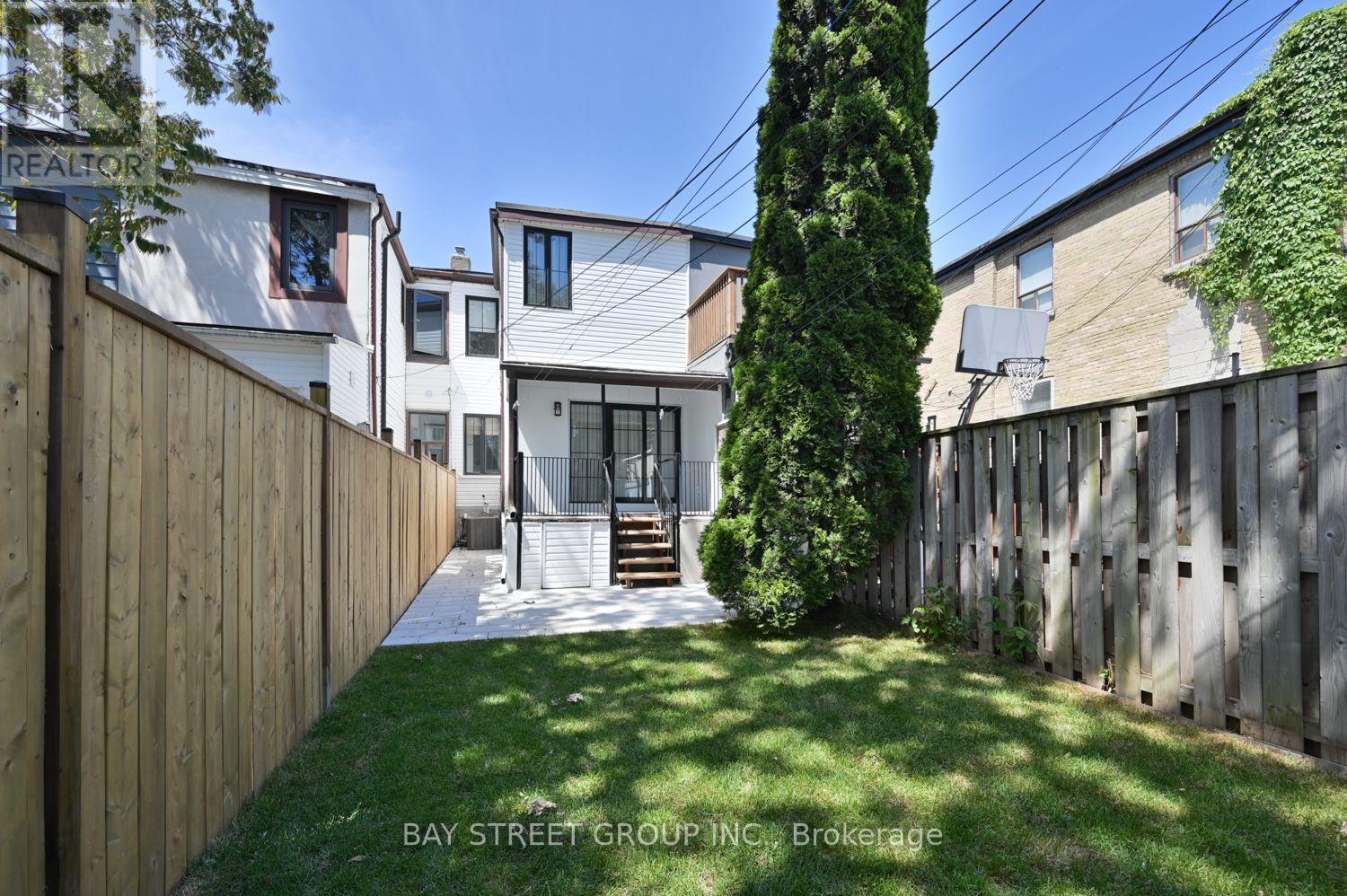 547 Eastern Avenue, Toronto, ON - Outdoor