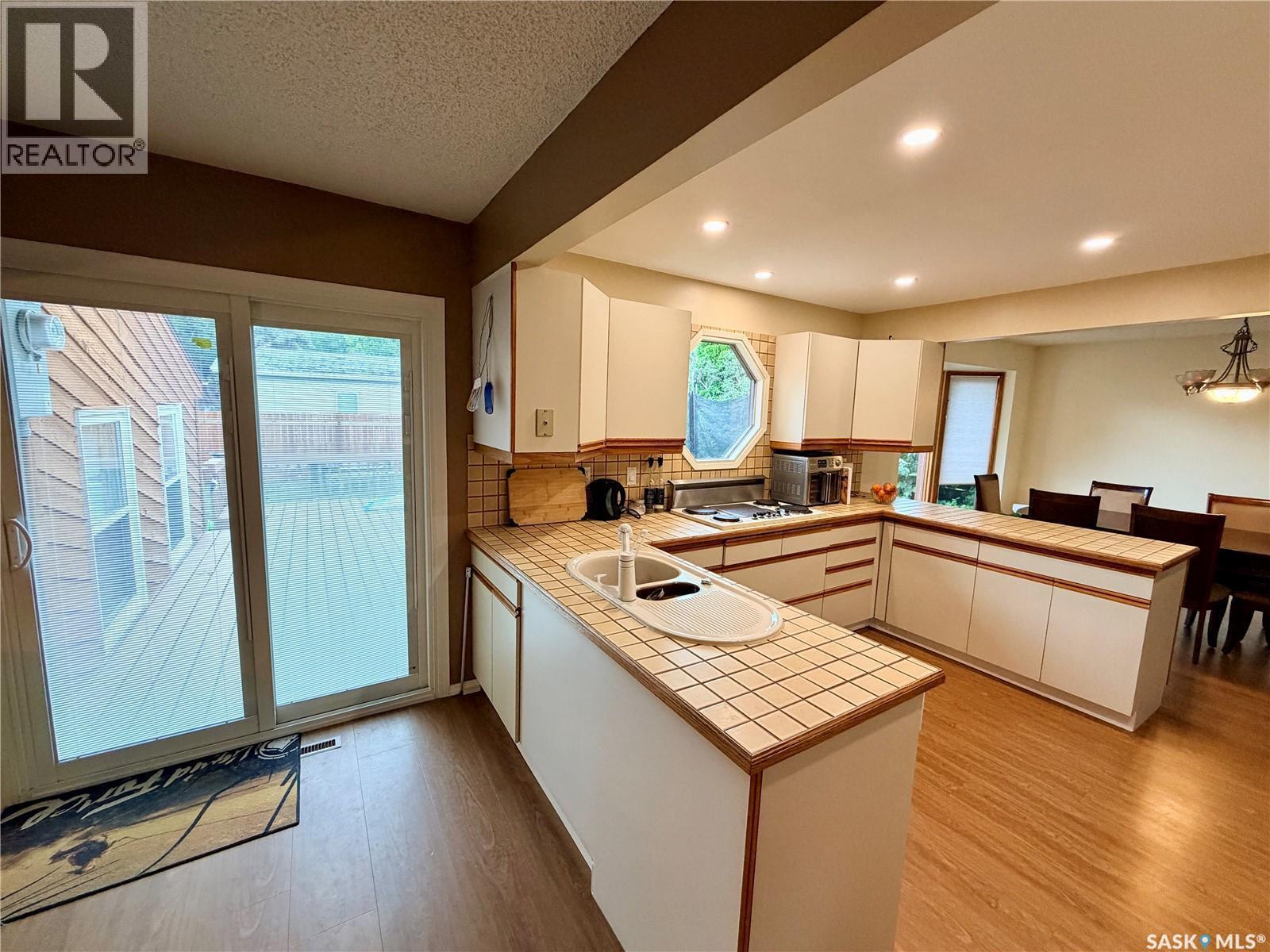 2173 Douglas Avenue, North Battleford, SK - Indoor Photo Showing Kitchen With Double Sink