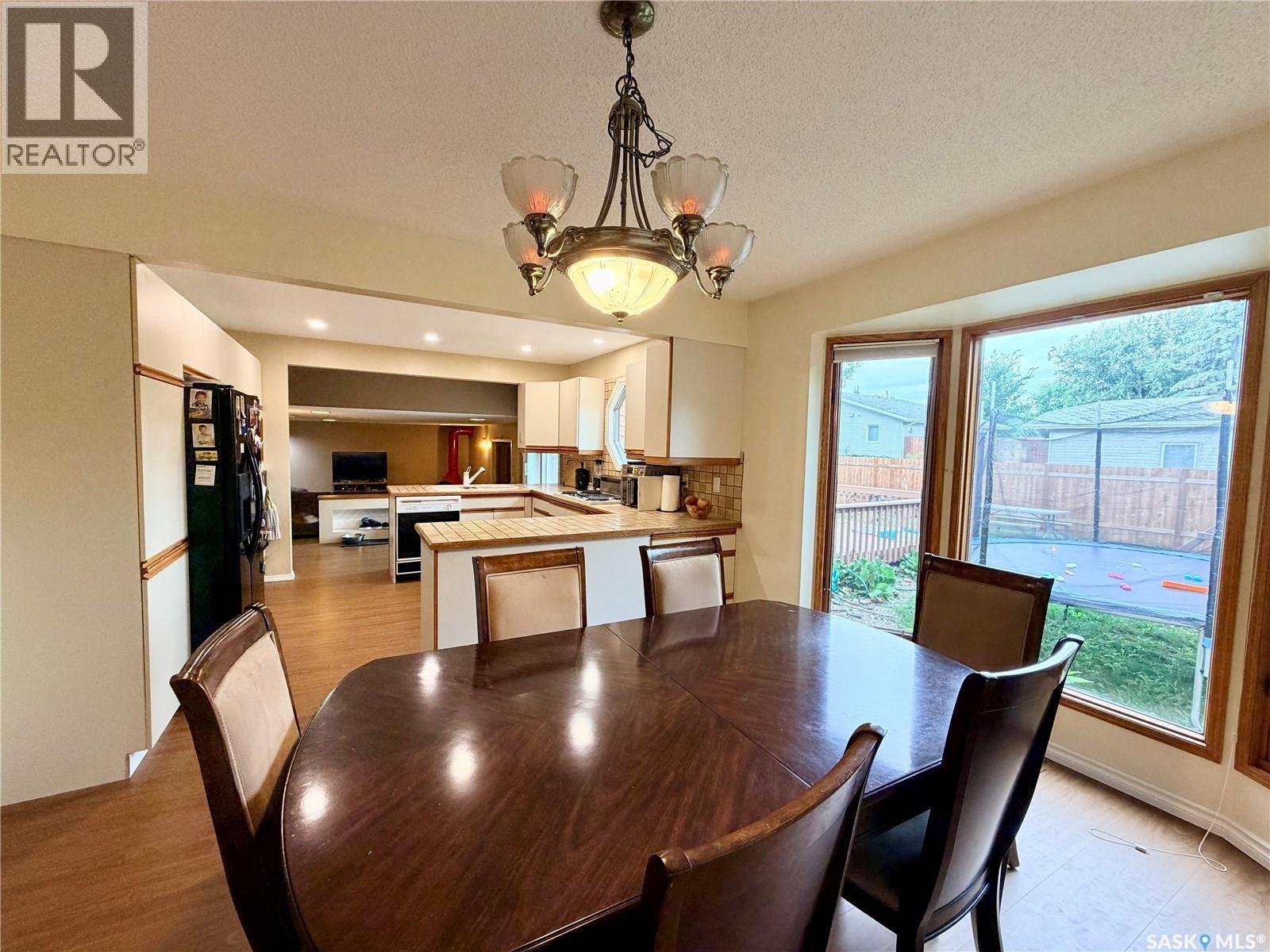 2173 Douglas Avenue, North Battleford, SK - Indoor Photo Showing Dining Room
