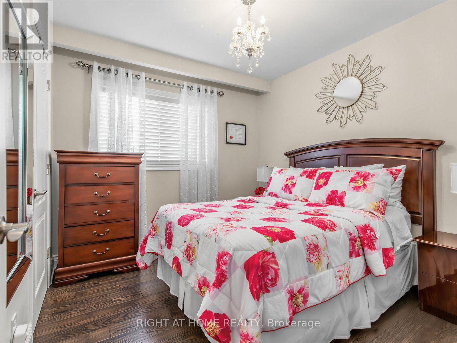 2 Grenadine Court, Toronto, ON - Indoor Photo Showing Bedroom