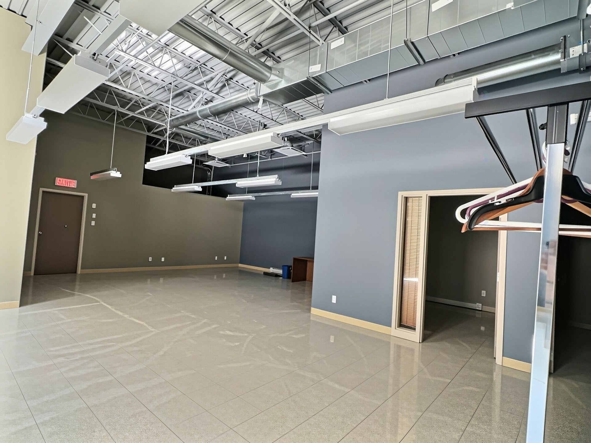 Salle - 25 Rue Gamble E., Rouyn-Noranda, QC - Indoor