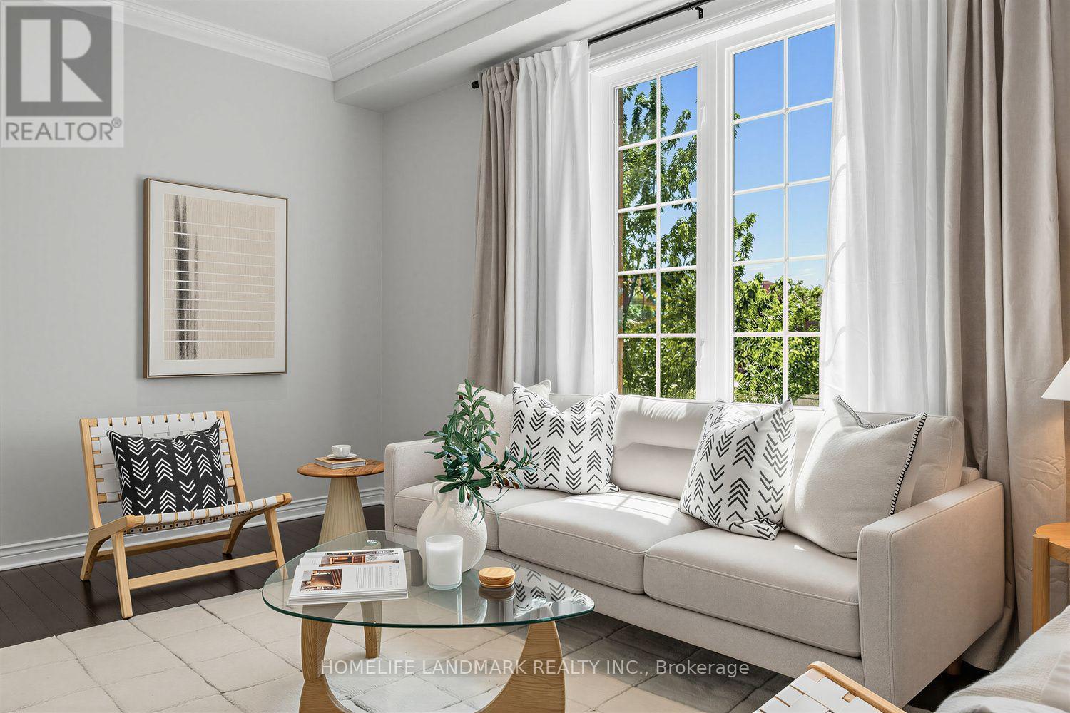 50 Keith-Wright Crescent, Ajax, ON - Indoor Photo Showing Living Room