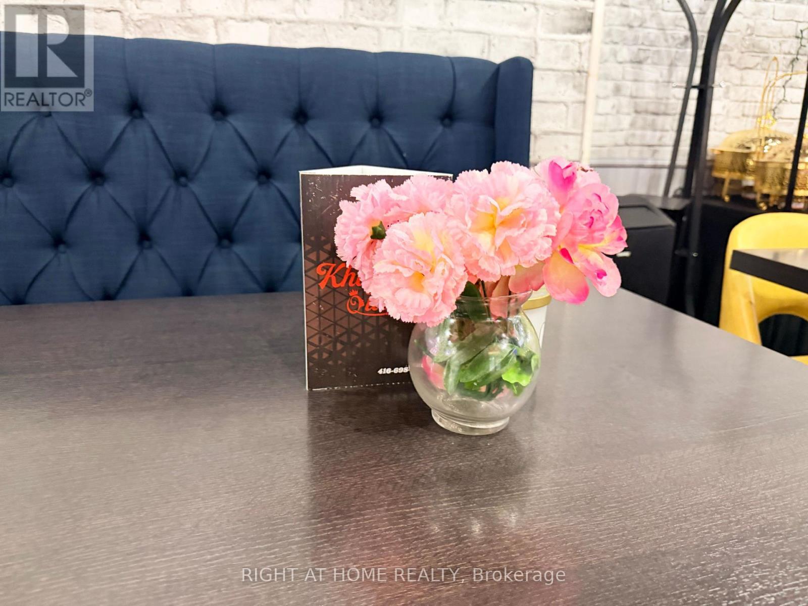 2891 Danforth Avenue, Toronto, ON