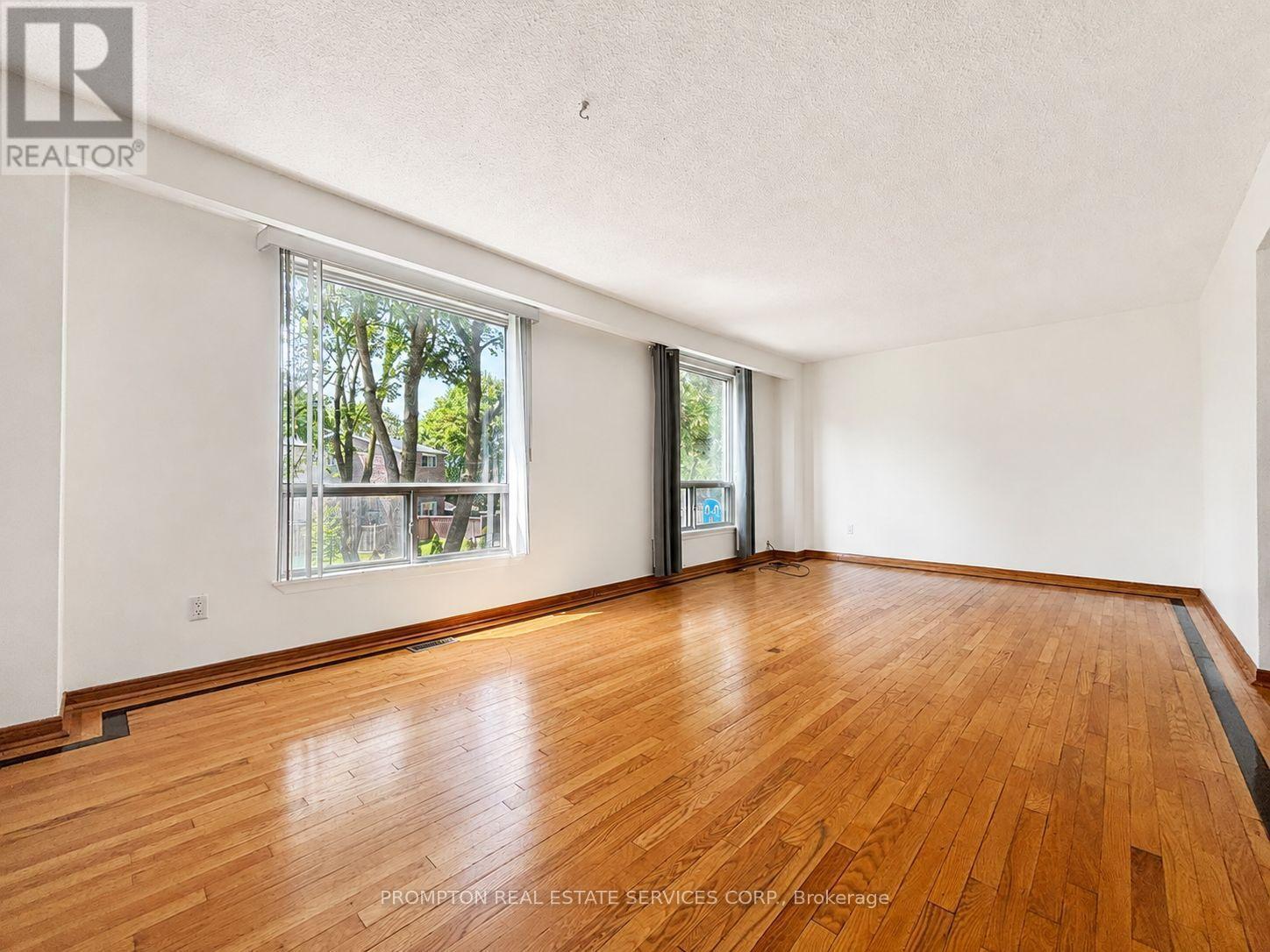 22 Poplar Crescent, Aurora, ON - Indoor