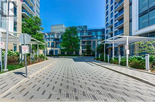 965 - 60 ANN O'REILLY ROAD  Toronto, ON M2J 0C8