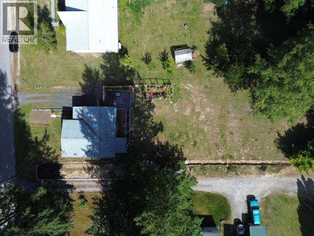 5720 Allen Ave, Powell River, BC - Outdoor