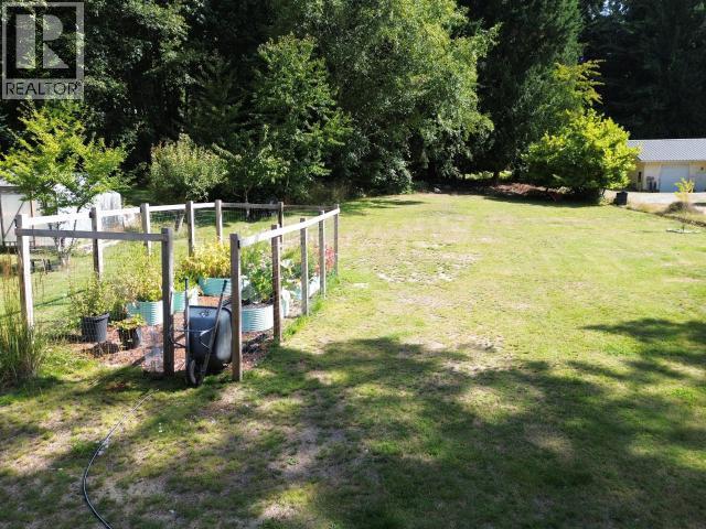 5720 Allen Ave, Powell River, BC - Outdoor