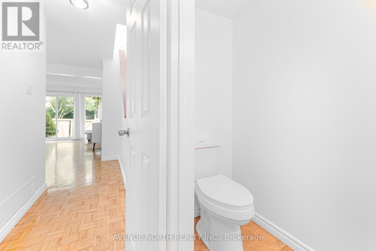 - - 104 Bannerhill Private, Ottawa, ON - Indoor Photo Showing Bathroom