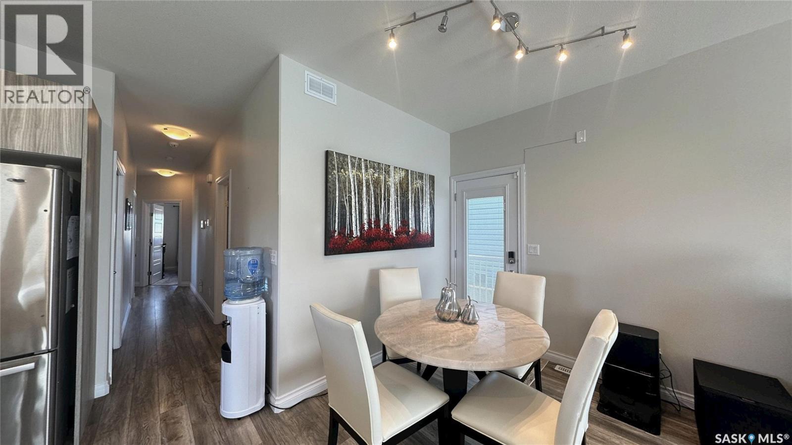 4046 33Rd Street W, Saskatoon, SK - Indoor Photo Showing Dining Room
