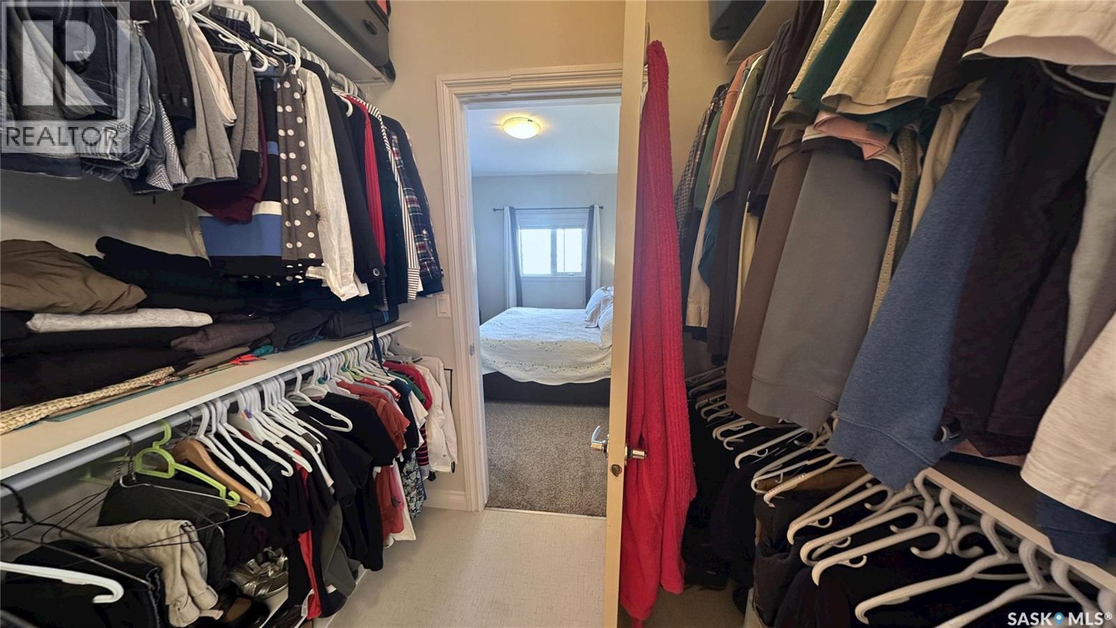 4046 33Rd Street W, Saskatoon, SK - Indoor With Storage