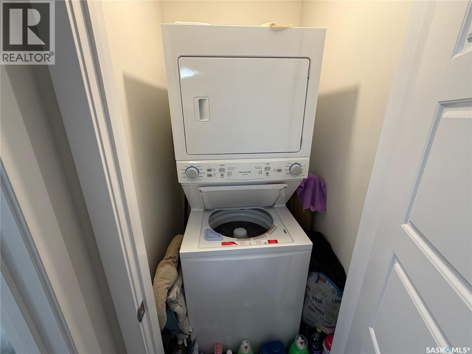 4046 33Rd Street W, Saskatoon, SK - Indoor Photo Showing Laundry Room