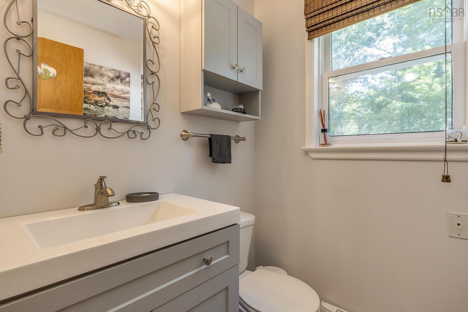 319 Birchcrest Drive, Cambridge, NS - Indoor Photo Showing Bathroom