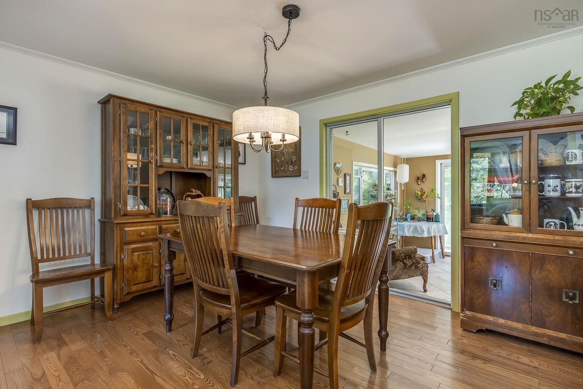 319 Birchcrest Drive, Cambridge, NS - Indoor Photo Showing Dining Room