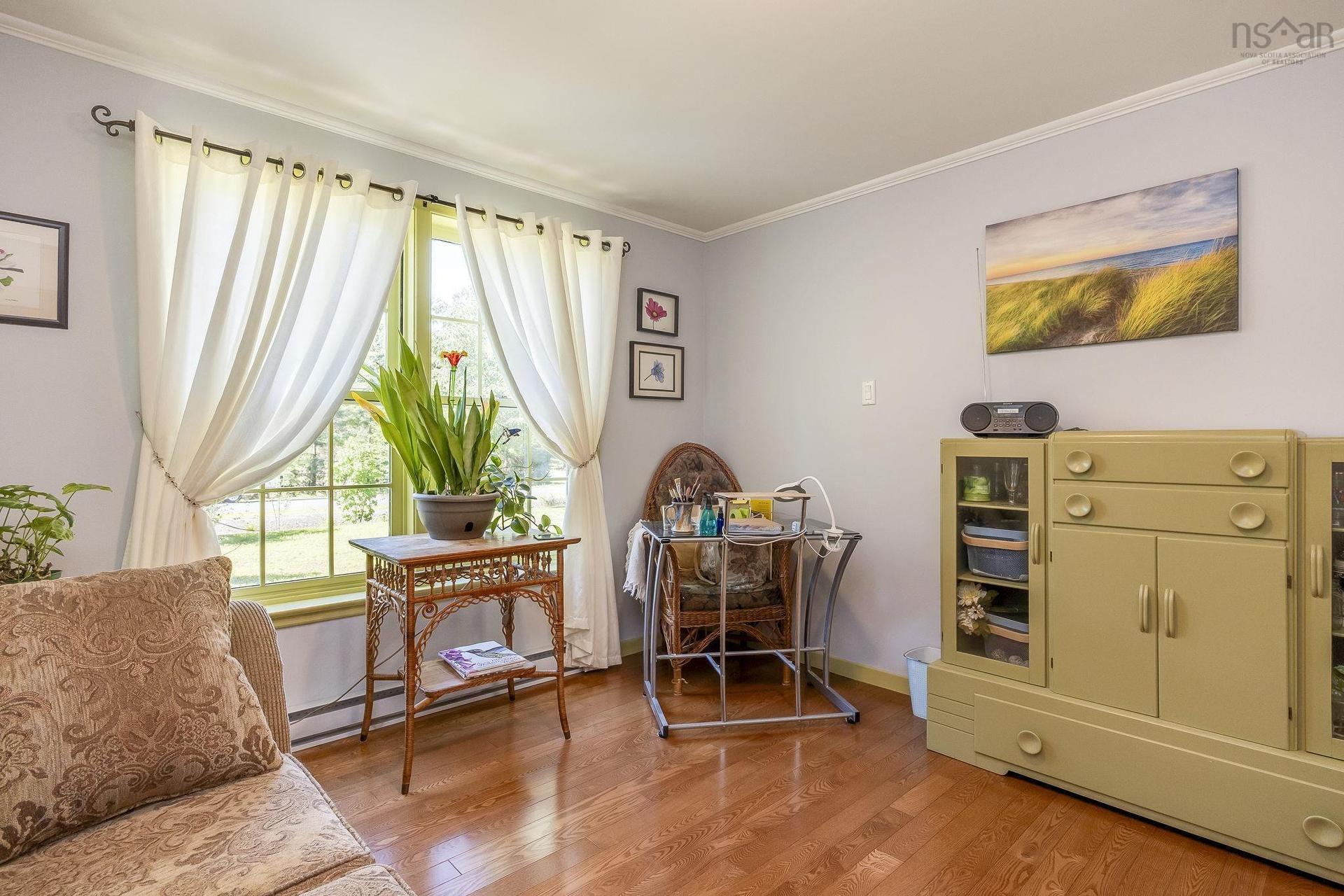 319 Birchcrest Drive, Cambridge, NS - Indoor