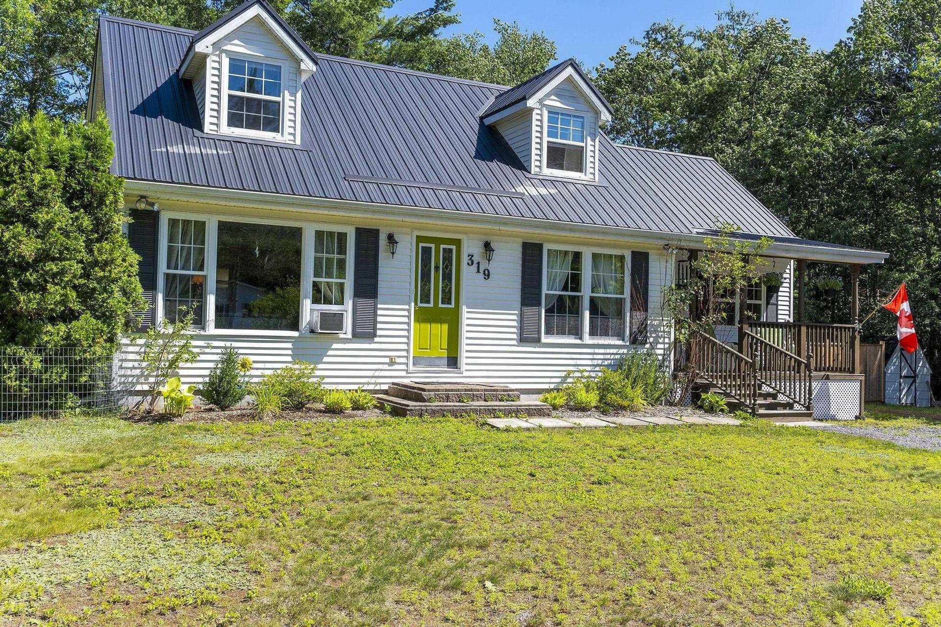 319 Birchcrest Drive, Cambridge, NS - Outdoor