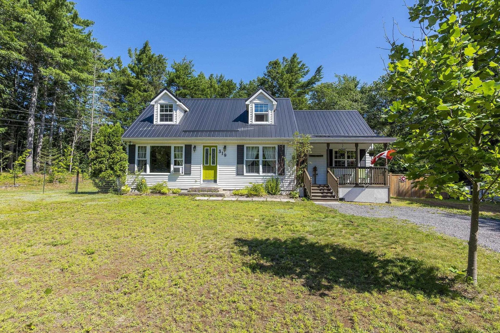 319 Birchcrest Drive, Cambridge, NS - Outdoor With Deck Patio Veranda With Facade