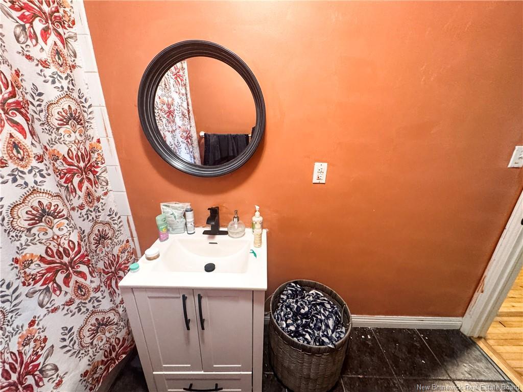 55 Portledge, Moncton, NB - Indoor Photo Showing Bathroom