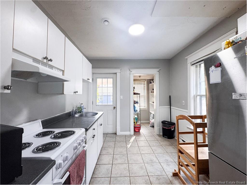 55 Portledge, Moncton, NB - Indoor Photo Showing Kitchen