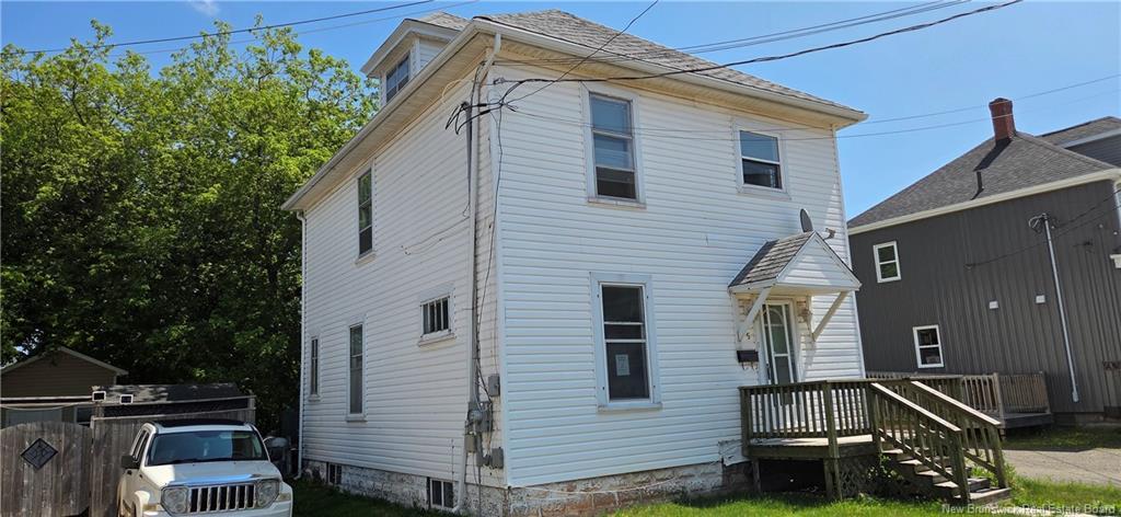5 Maple St, Moncton, NB