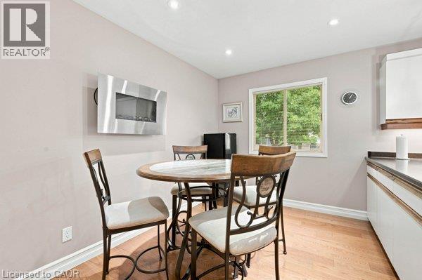 363 Twinflower Crescent, Waterloo, ON - Indoor Photo Showing Dining Room