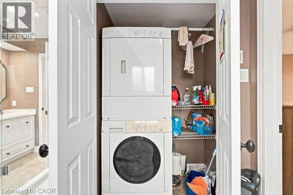363 Twinflower Crescent, Waterloo, ON - Indoor Photo Showing Laundry Room