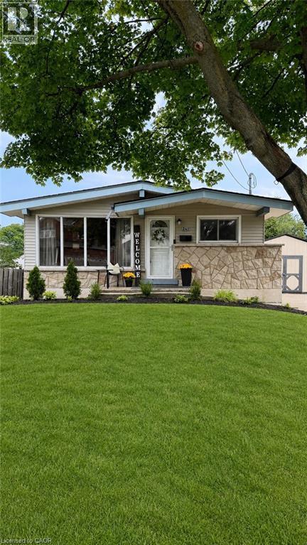 241 Thorner Drive, Hamilton, ON - Outdoor With Deck Patio Veranda With Facade
