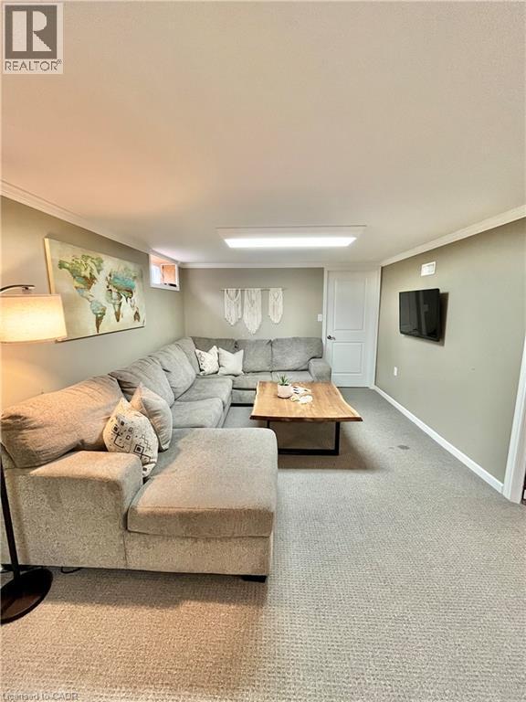 241 Thorner Drive, Hamilton, ON - Indoor Photo Showing Other Room