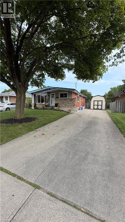 241 Thorner Drive, Hamilton, ON - Outdoor