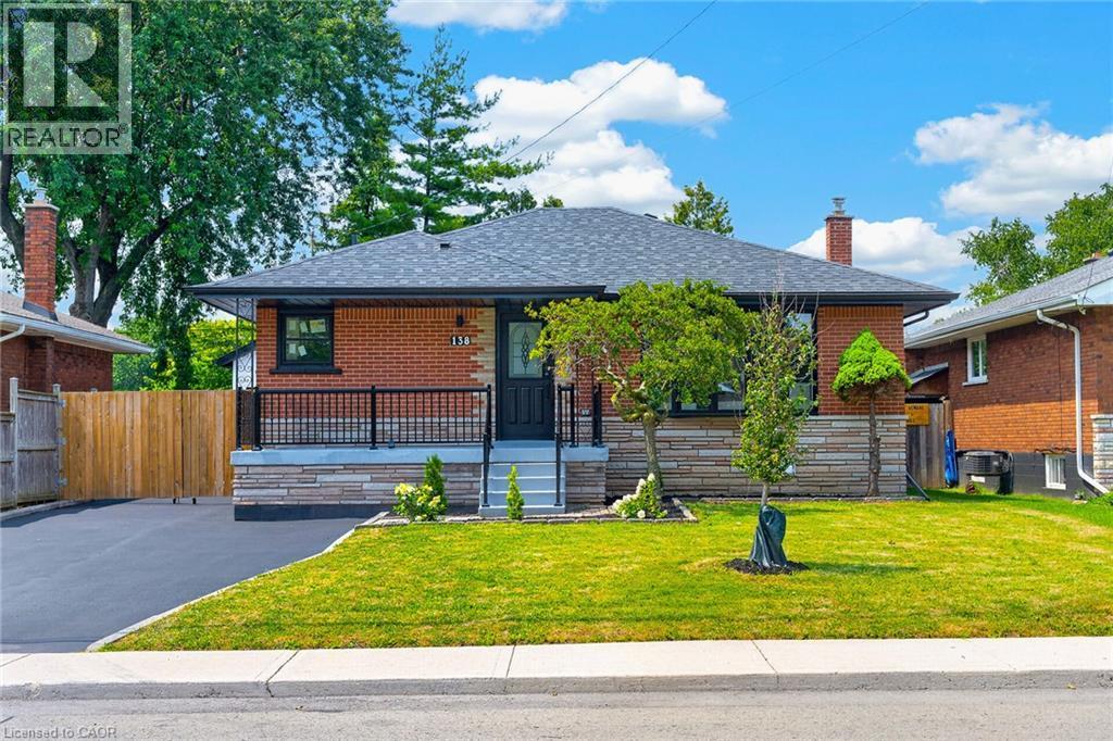 138 Rendell Boulevard, Hamilton, ON - Outdoor