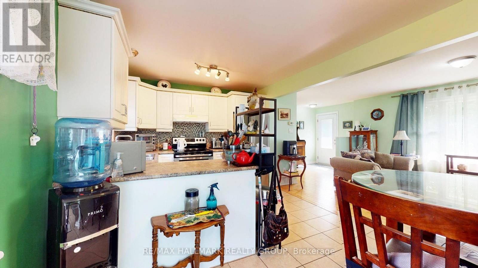 4 King Street, Cornwall, ON - Indoor