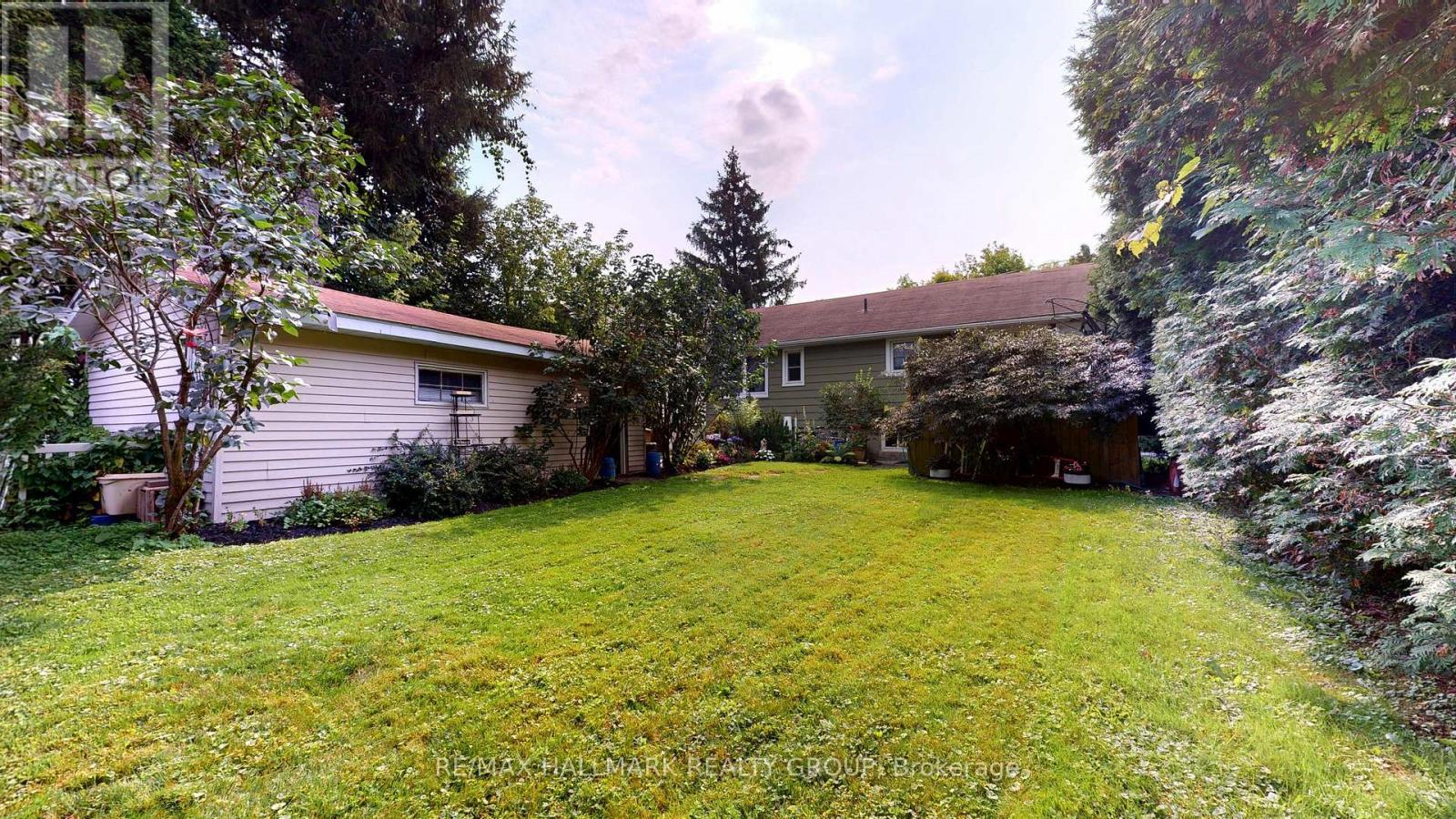 4 King Street, Cornwall, ON - Outdoor