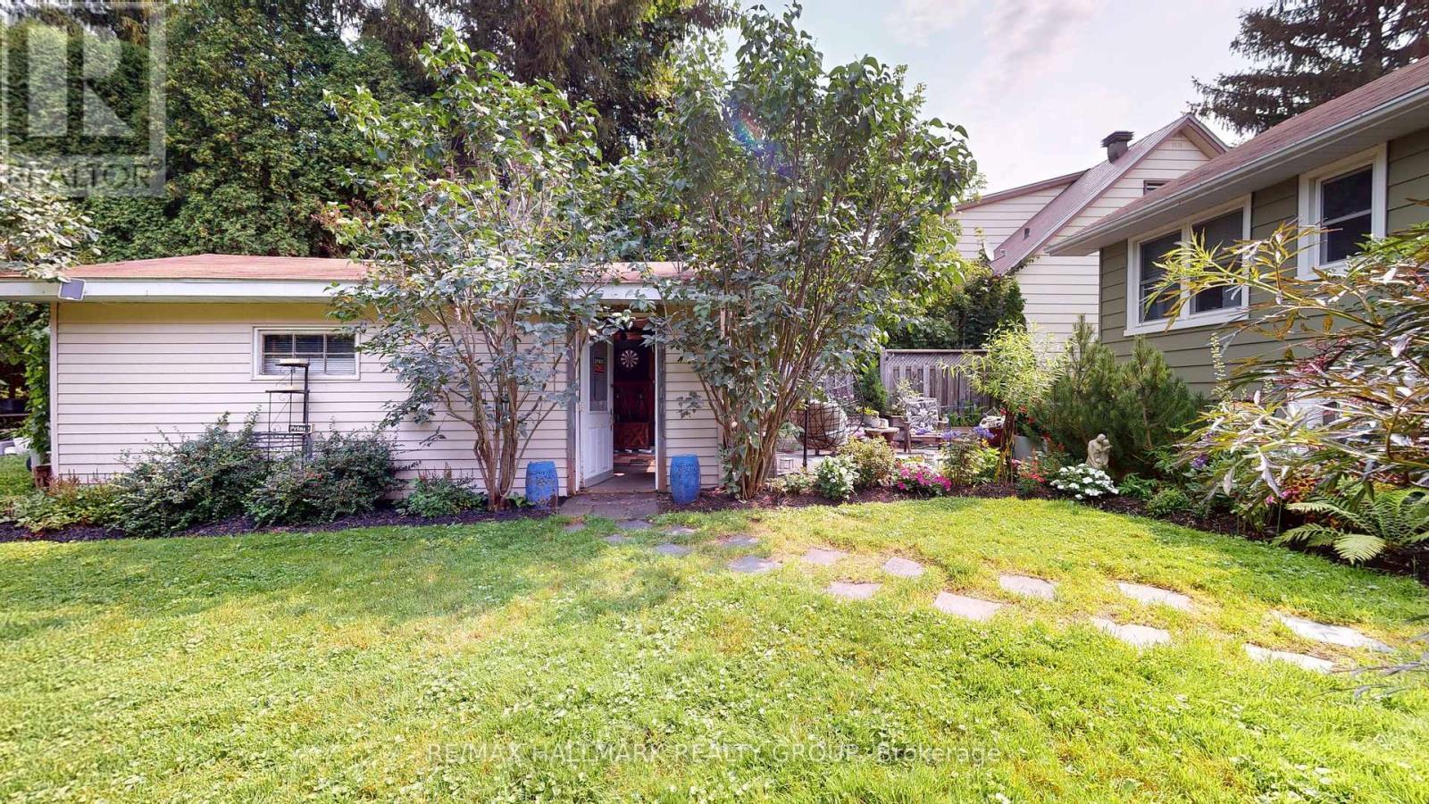 4 King Street, Cornwall, ON - Outdoor