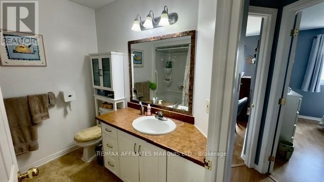 1505 Frank Court, Cornwall, ON - Indoor Photo Showing Bathroom