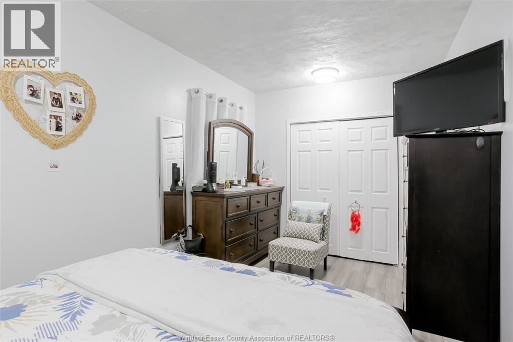 3612 King, Windsor, ON - Indoor Photo Showing Bedroom