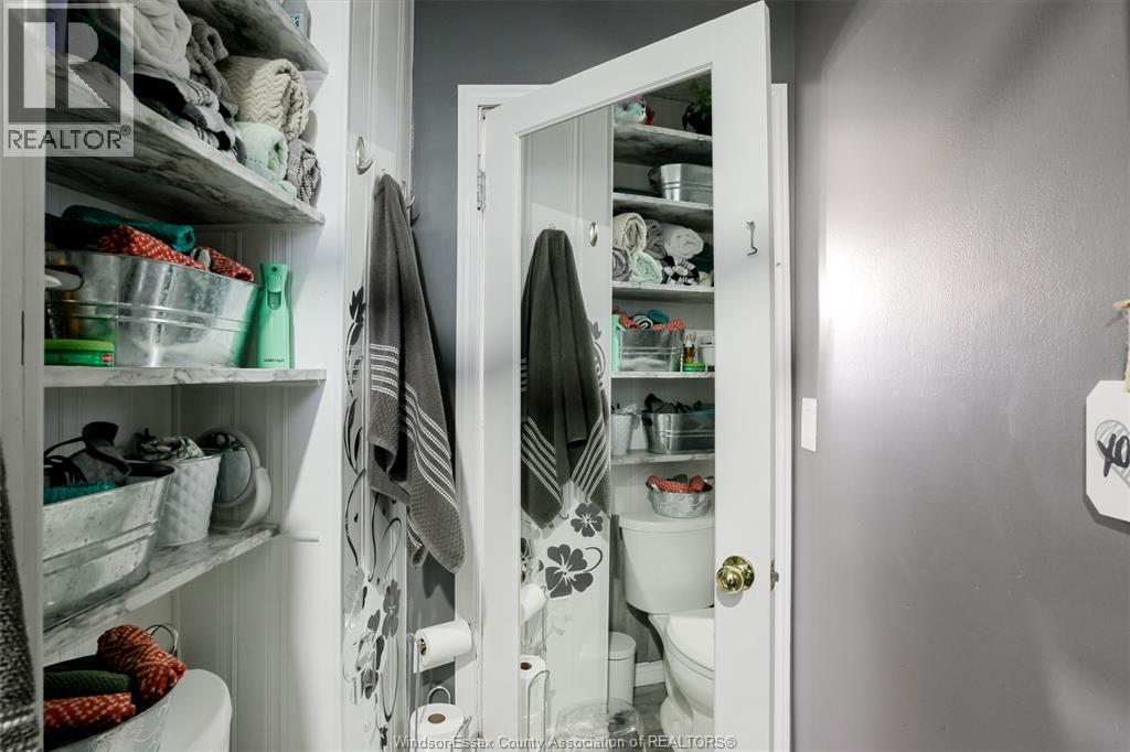 3612 King, Windsor, ON - Indoor
