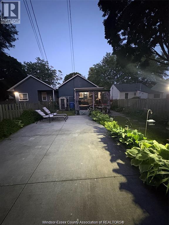 3612 King, Windsor, ON - Outdoor