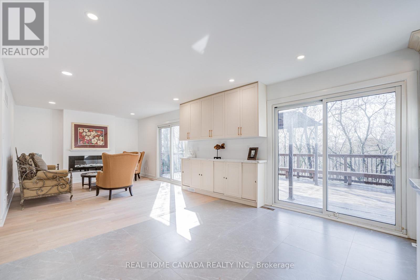 20 Saddletree Drive, Toronto, ON - Indoor
