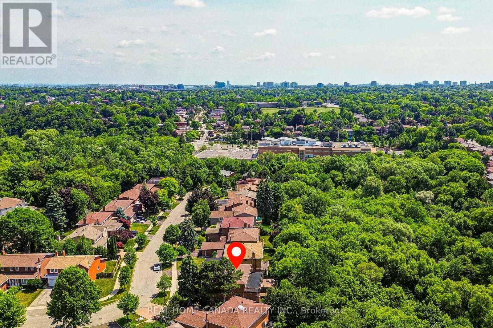 20 Saddletree Drive, Toronto, ON - Outdoor With View
