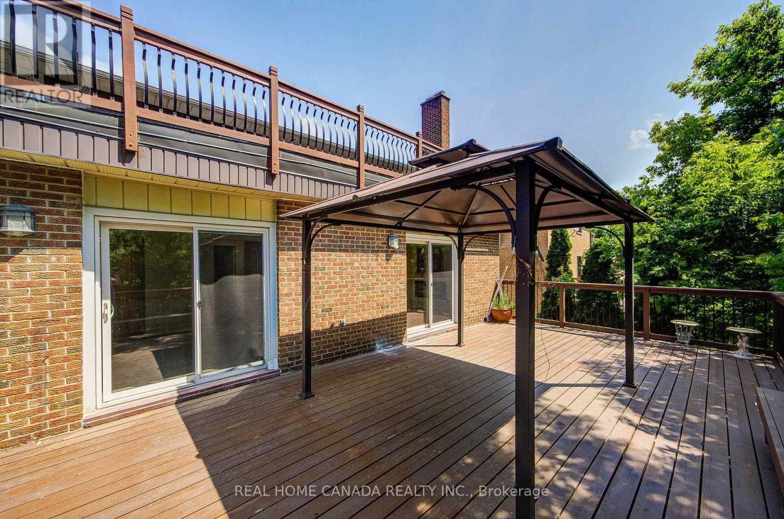 20 Saddletree Drive, Toronto, ON - Outdoor With Deck Patio Veranda With Exterior