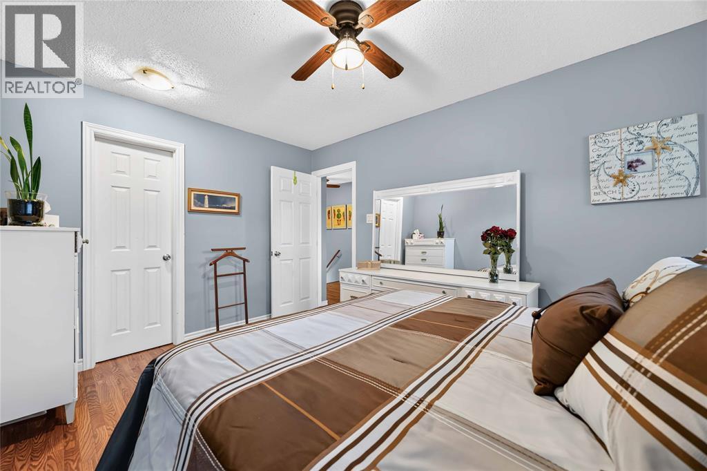 200 St. Clair Boulevard Unit# 2, St Clair, ON - Indoor Photo Showing Bedroom