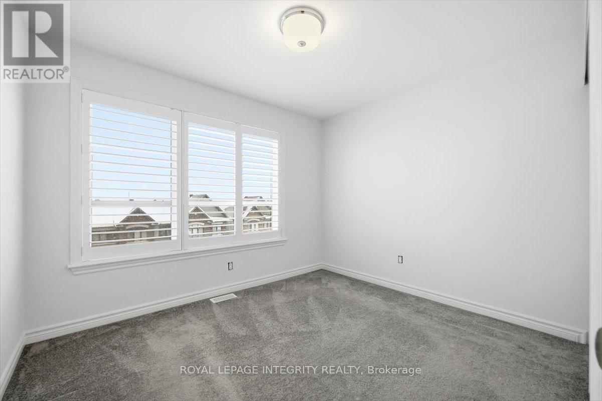 359 Axis Way, Ottawa, ON - Indoor Photo Showing Other Room