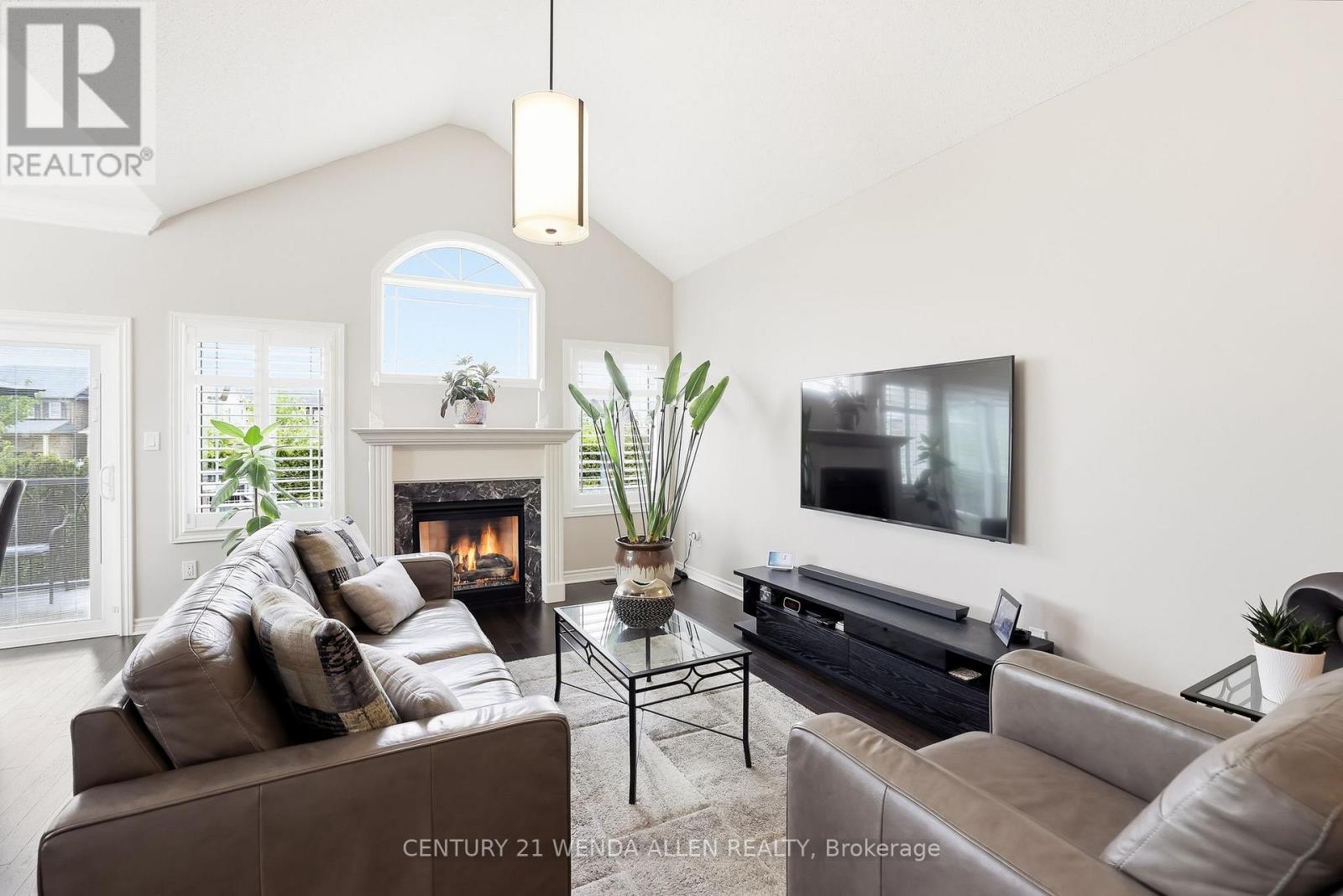 2 Rushlands Crescent, Whitby, ON - Indoor Photo Showing Living Room With Fireplace
