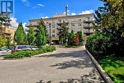 502 - 2500 RUTHERFORD ROAD Vaughan, ON L4K 5N7