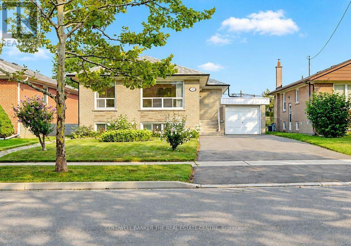 33 Danish Crescent, Toronto, ON - Outdoor
