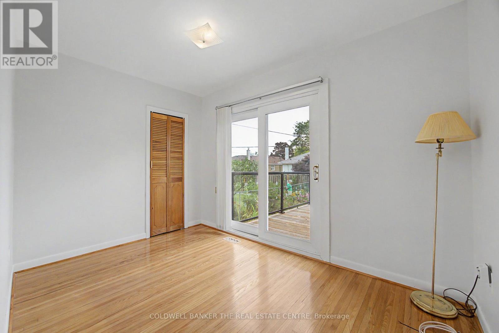 33 Danish Crescent, Toronto, ON - Indoor Photo Showing Other Room